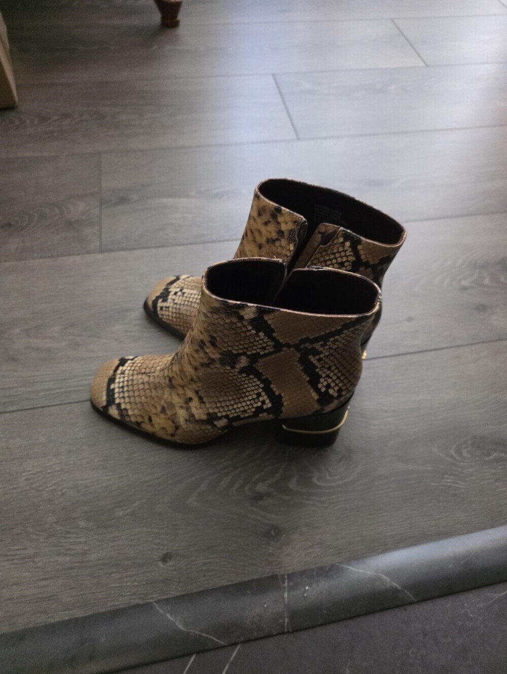NWT- Tory Burch Yellow Snake-Print Block Heel Leather Ankle Booties-No Box - Picture 8 of 8